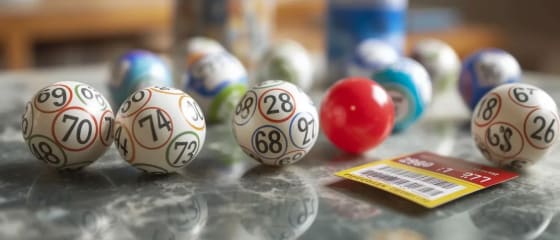Chơi Powerball và giành giải Jackpot trị giá 270 triệu USD vào ngày 12 tháng 2